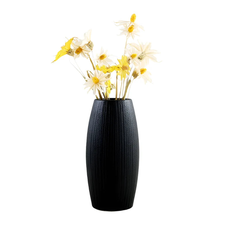 Black Retro Ceramic Vase