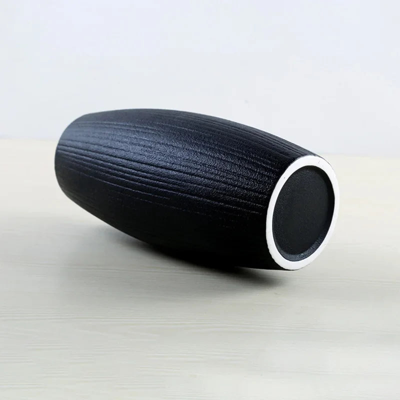 Black Retro Ceramic Vase