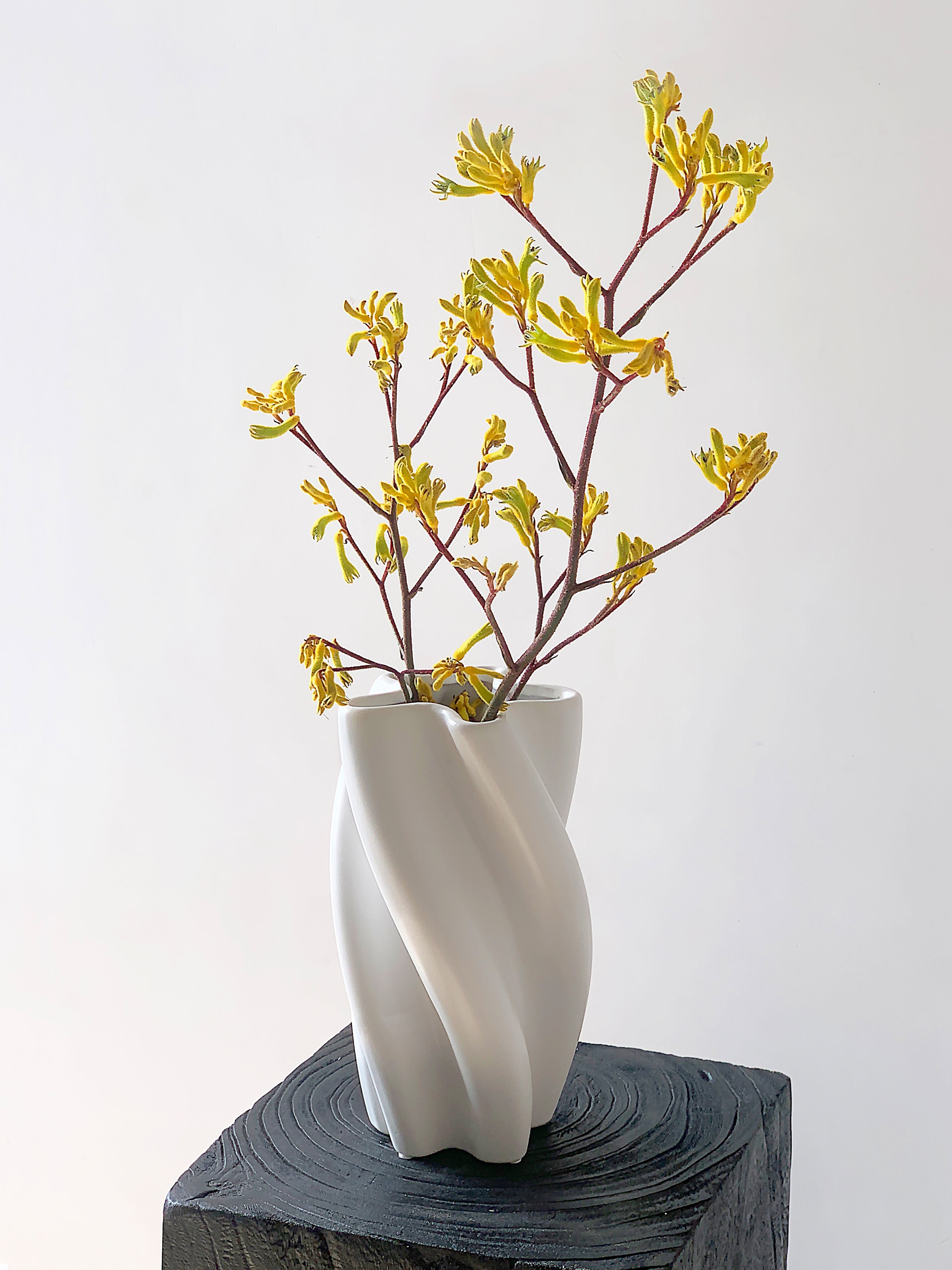 White Twist Vase Ceramic Vase-4