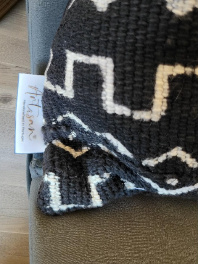 Mud-cloth Cushion Cover - Sahara lines - Black and White