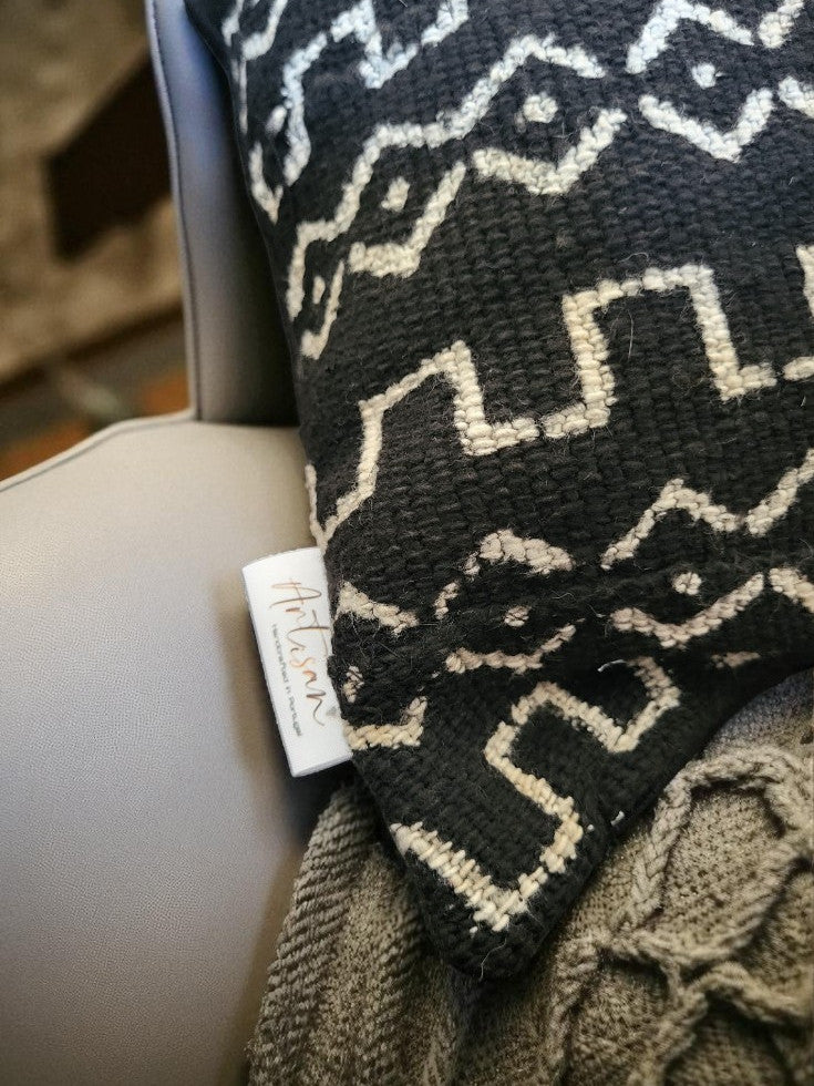 Mud-cloth Cushion Cover - Sahara lines - Black and White